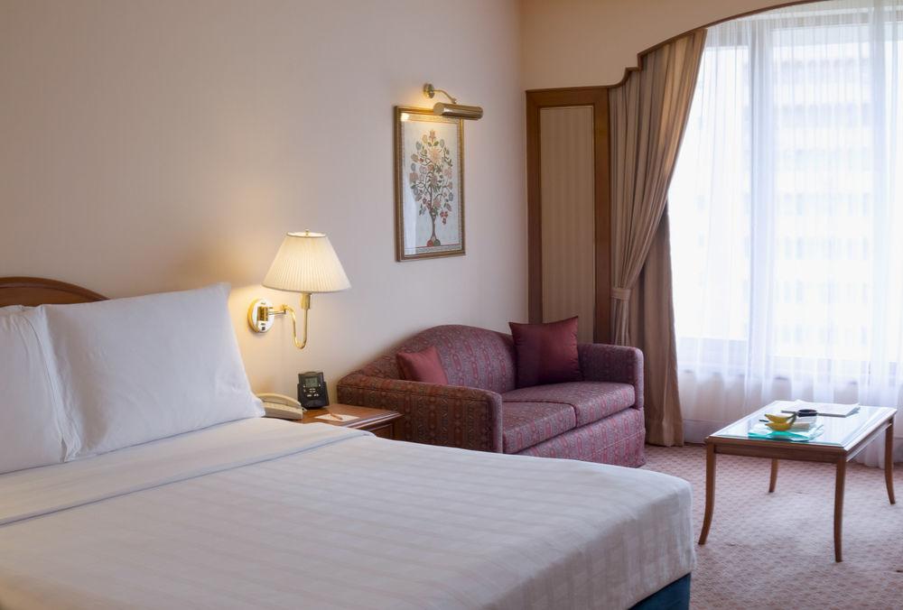 Hotel Trident Nariman Point Bombay Exterior foto A room at the hotel