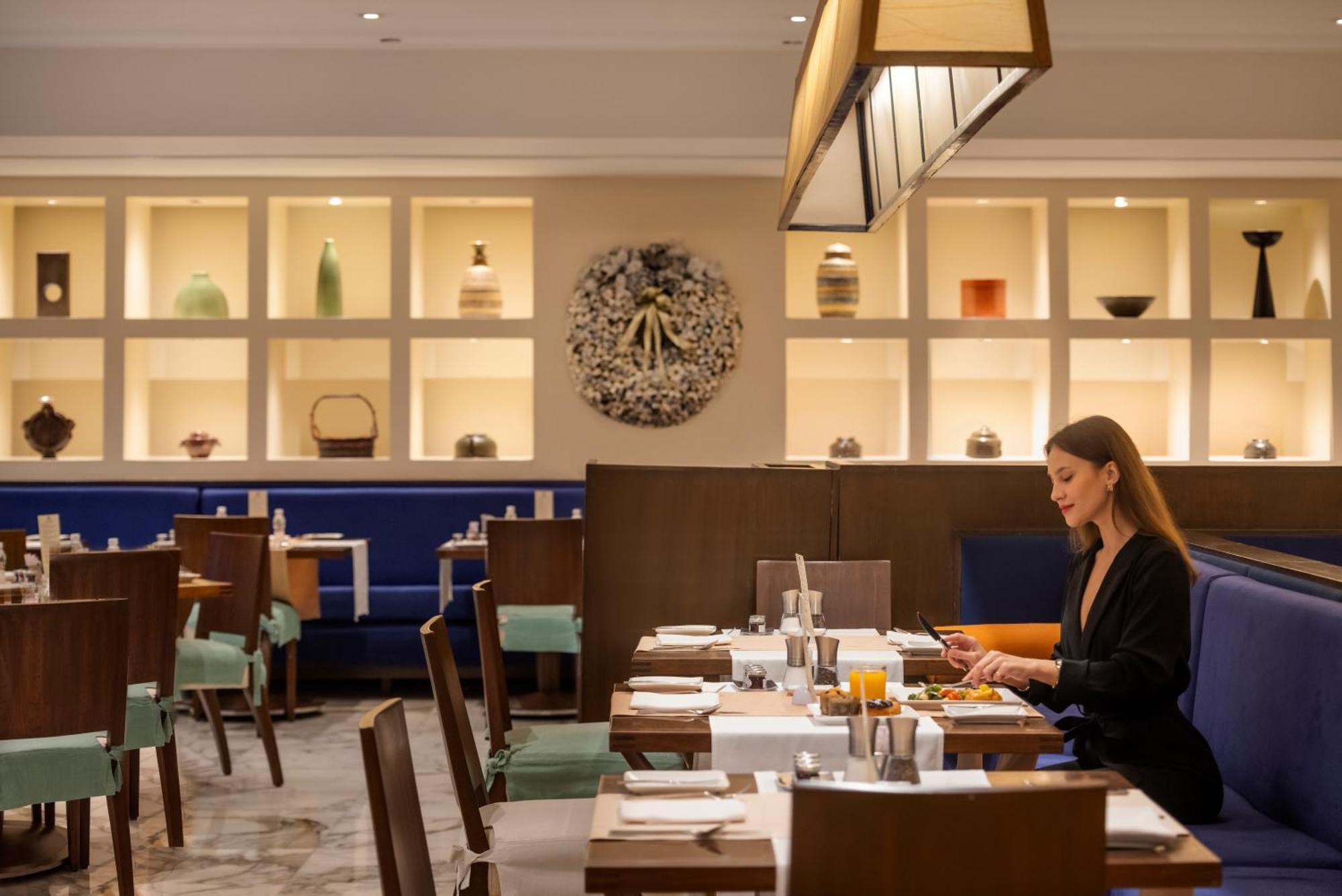 Hotel Trident Nariman Point Bombay Exterior foto The restaurant